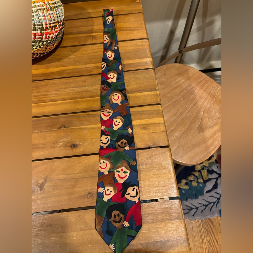 100% silk vintage save the children tie